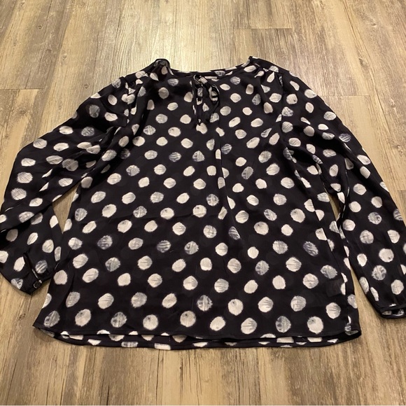 Navy Blue Polka Dot Coldwater Creek Blouse - Picture 5 of 9